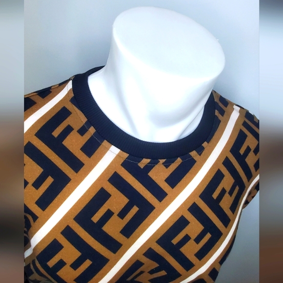 NWOT Fendi Size XL Men's FF Monogram Crewneck Sweatshirt -Made In Italy 6828 - Picture 5 of 14